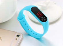 Cargar imagen en el visor de la galería, Montre relogio relojes LED electronic sport watch reloj deportivo girls boys minions kids watches children zegarek wristwatch