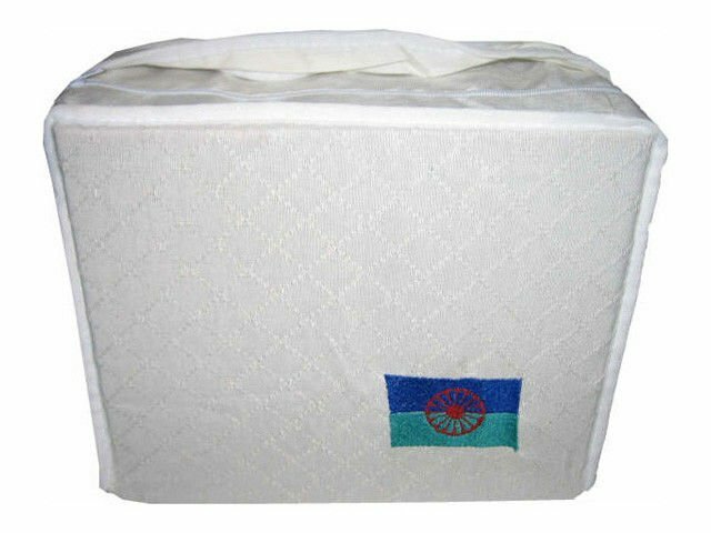 FUNDA BORDADA BANDERA GITANA