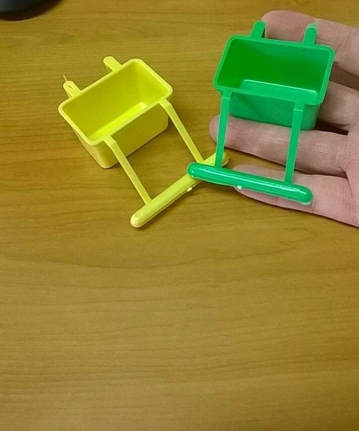 COMEDERO DE PASTA DE CRIA PORTASALES