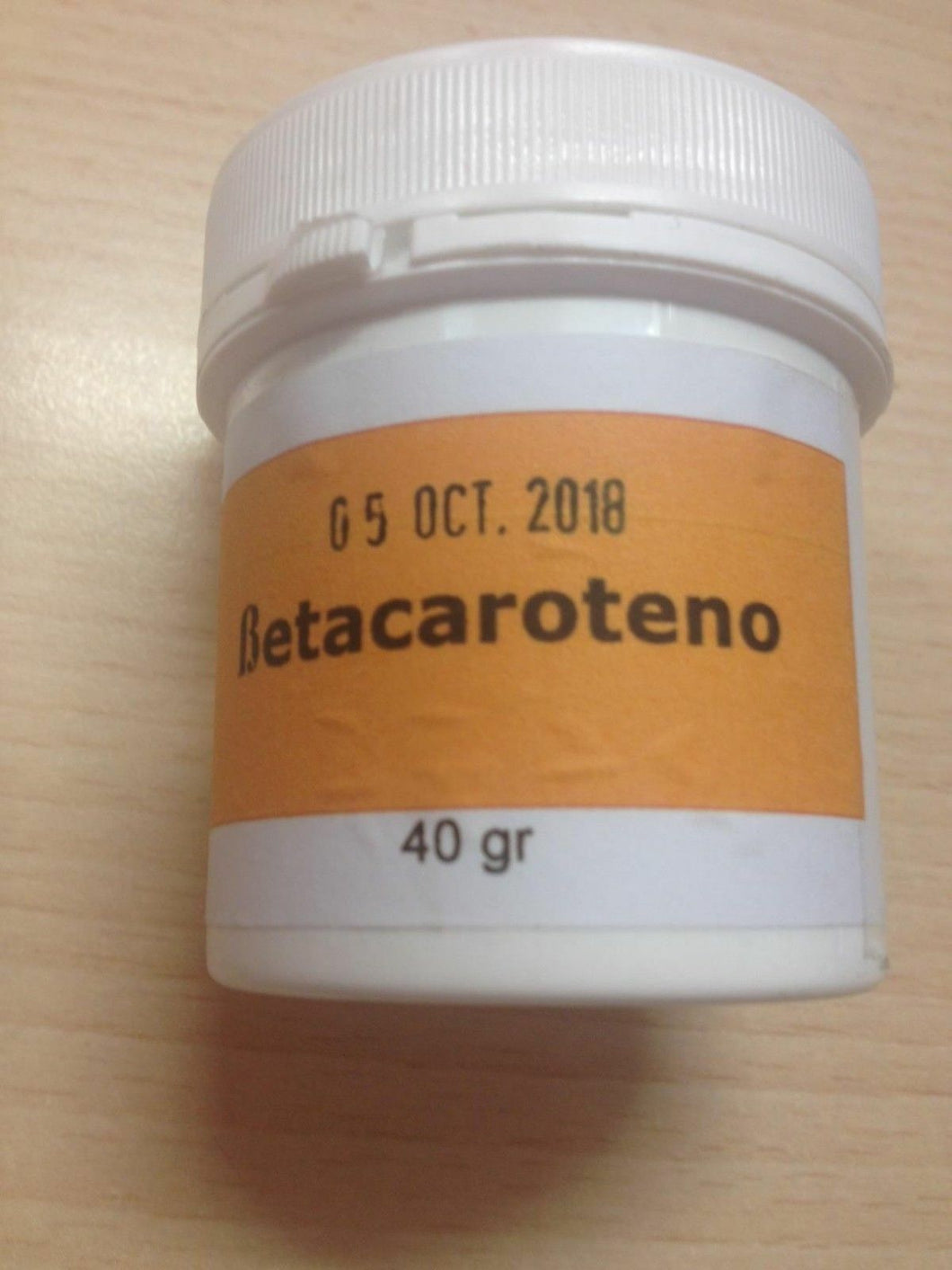 BETACAROTENO 40 GRS color rojo de canarios, pinzones, cardenales, etc